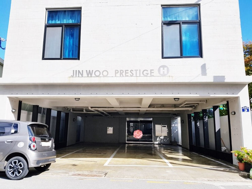 Jinwoo Prestige Hotel Geoje Exterior photo